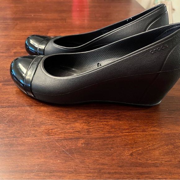 Croc Wedges! - Picture 2 of 3